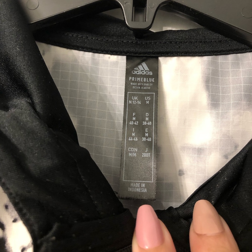 ADIDAS windbreaker - Picture 3 of 3
